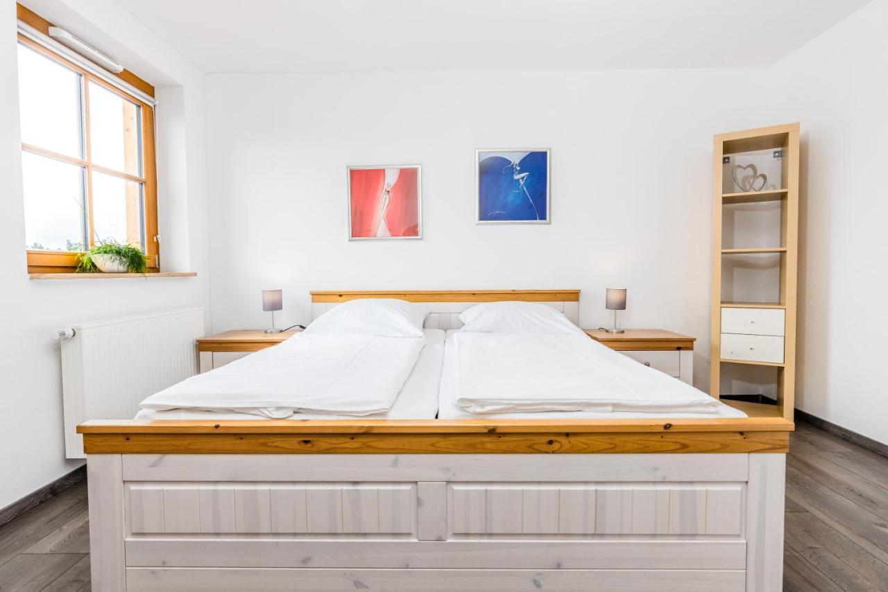 Der Bradler Bed and Breakfast Ebhausen Eksteriør billede